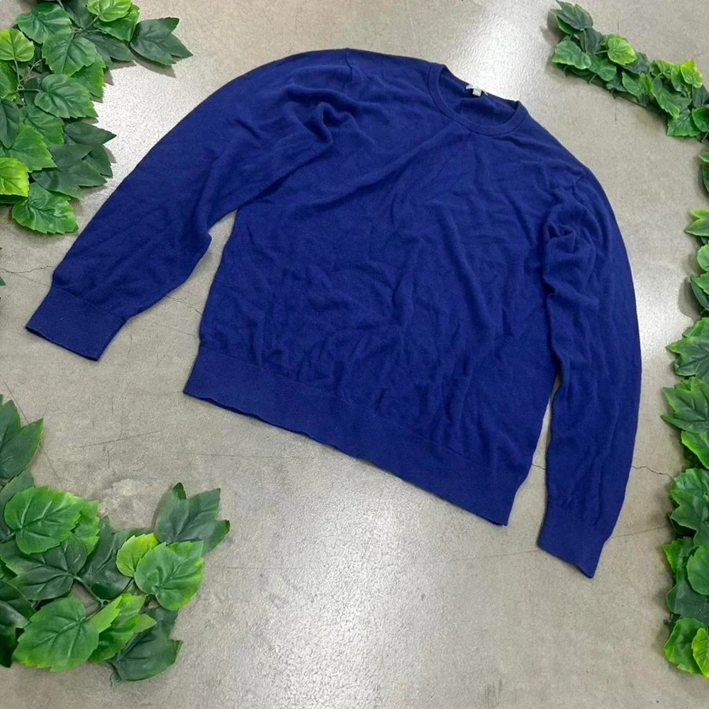 UNIQLO Extra Fine Merino Wool Crewneck Sweater Navy Blue